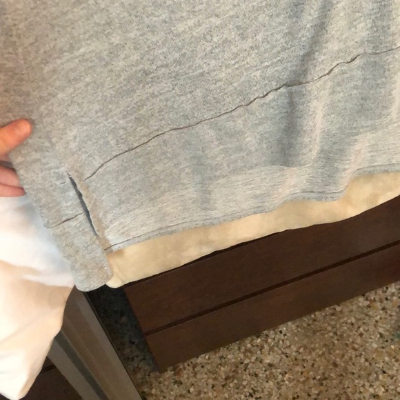 Sweater - Picture 4 of 5